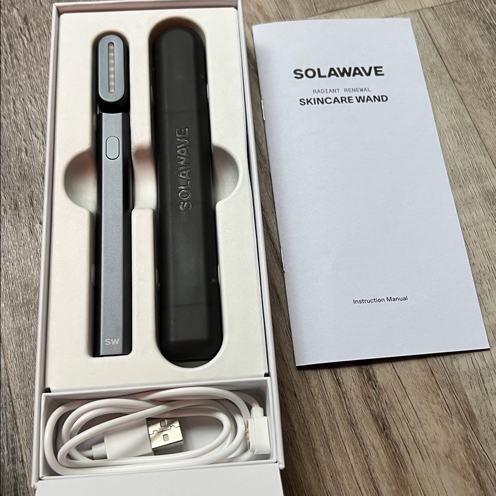 Solawave Radiant Renewal Skincare Wand - Black